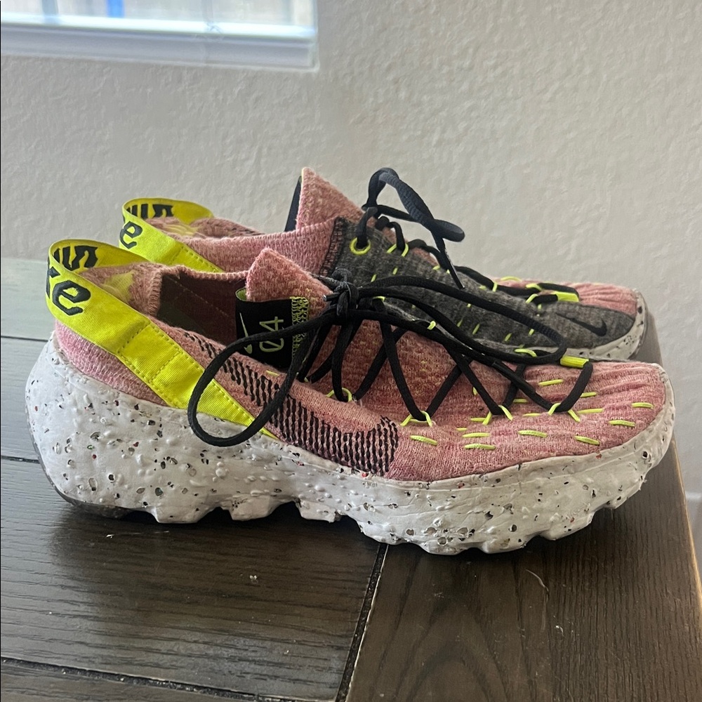 Nike space hippie